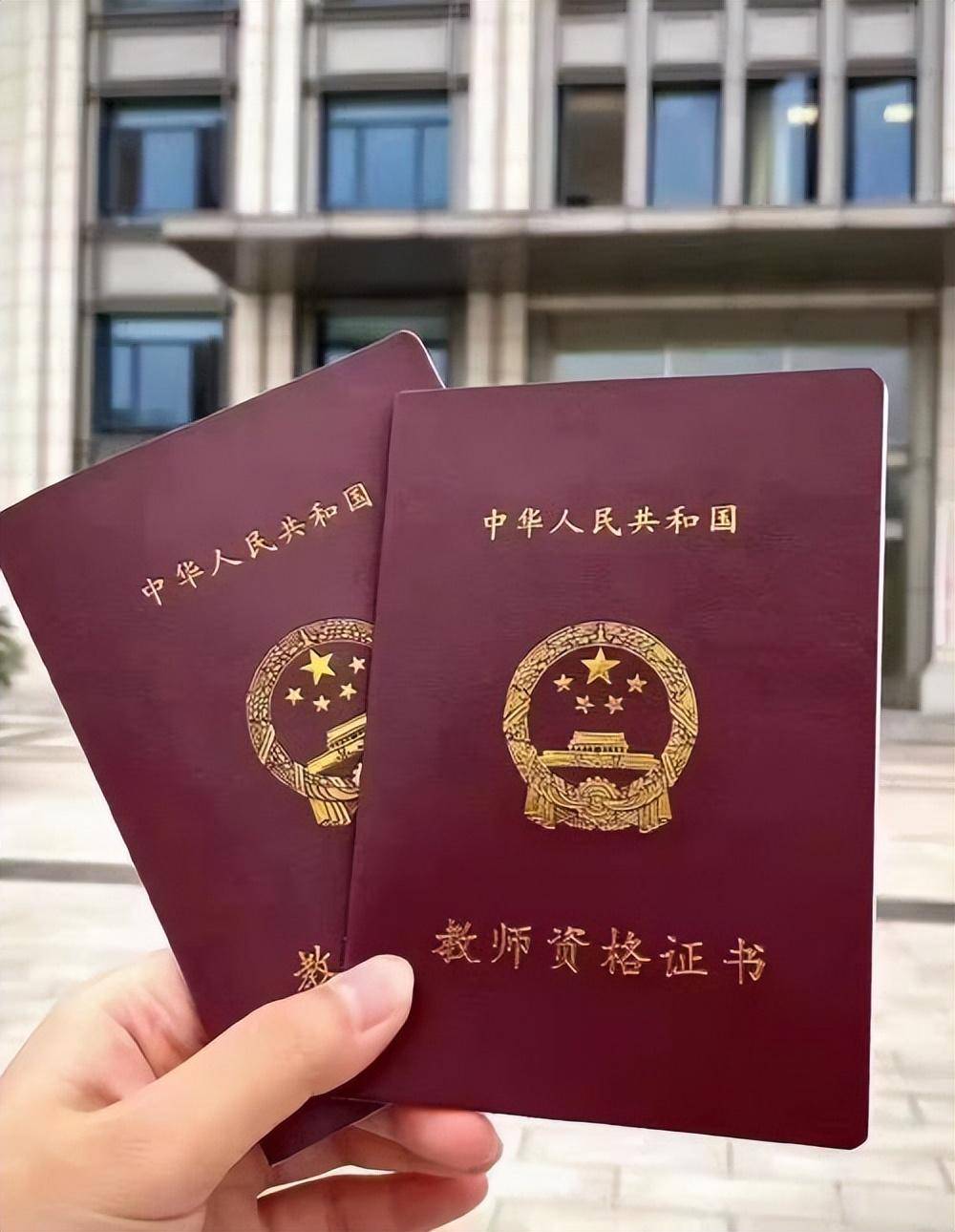 专业证书制作教程背后的门道，90%新手都踩过坑
